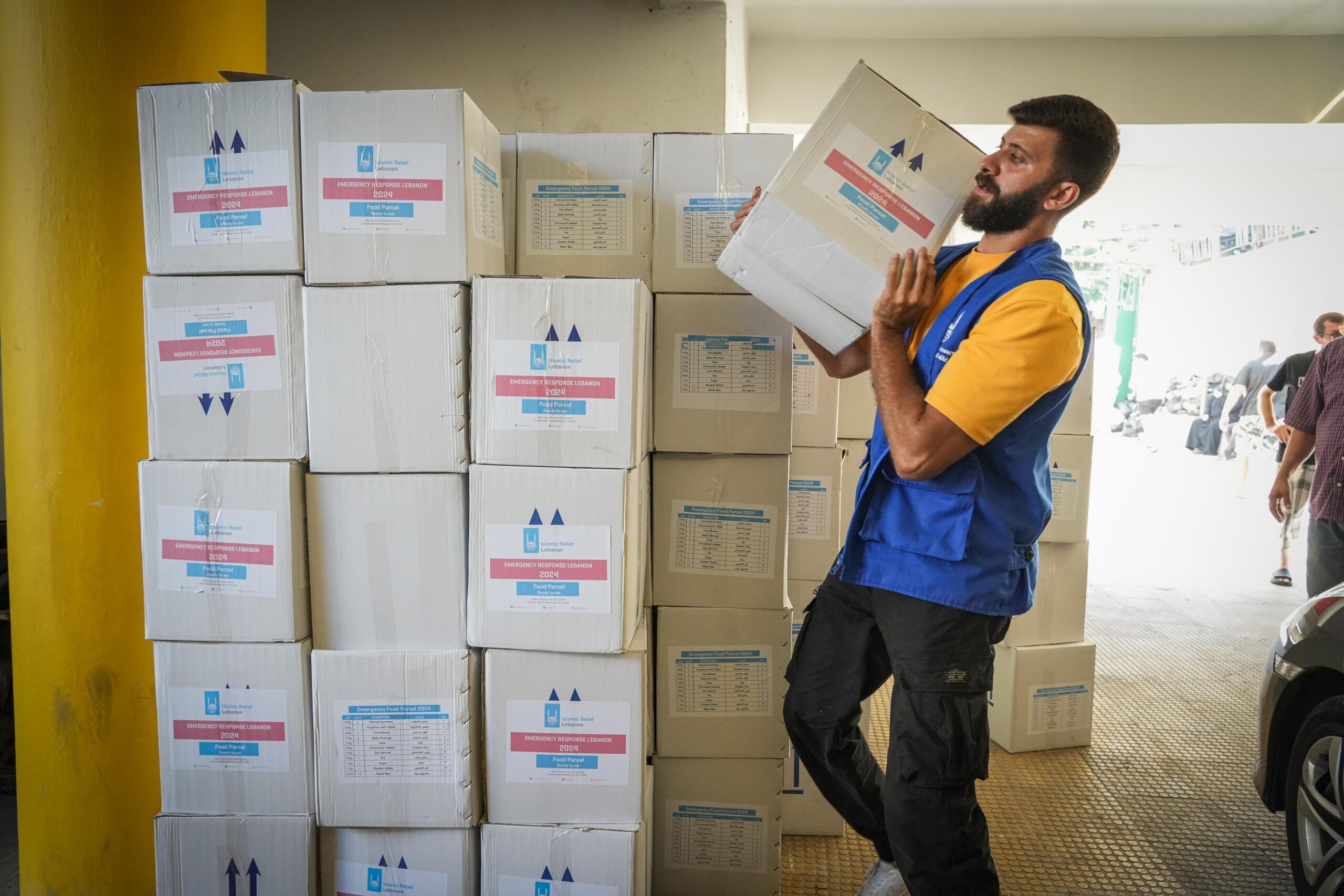 Islamic Relief distributes aid in Beirut as shelters run out of space and families sleep in the streets